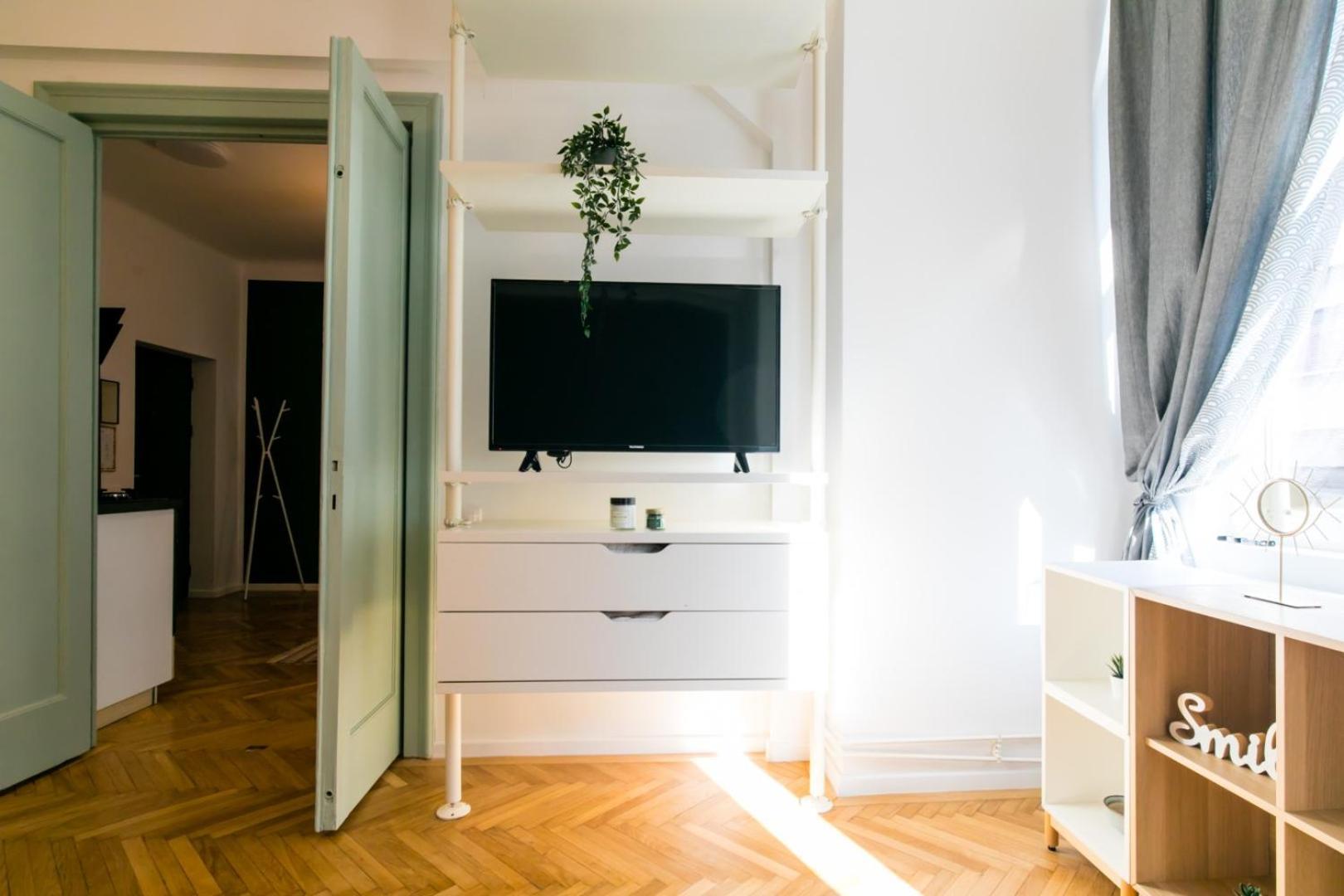 Heart Of The City - Cozy Apartments In Prime Location Bukareszt Pokój zdjęcie